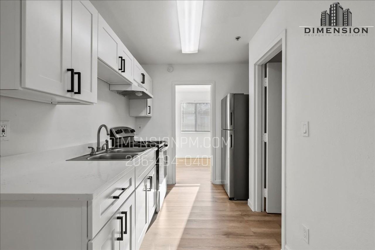 Columbia Apartments Yakima - Photo 4 of 38