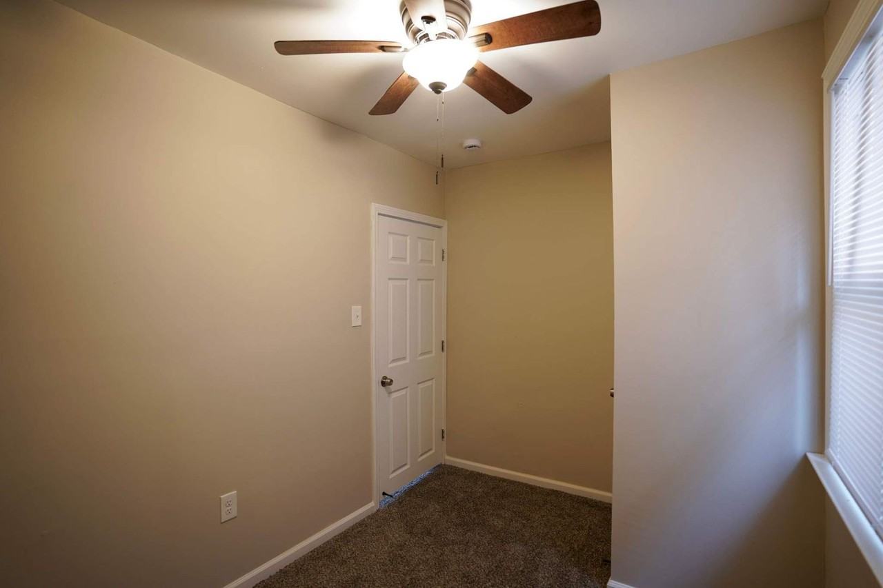 17144 Heyden St - Photo 6 of 8