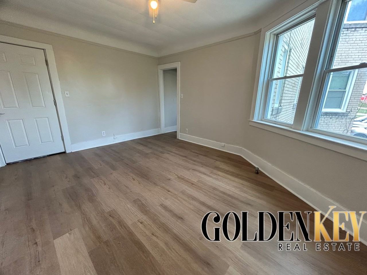 Scovel Apartments - Photo 4 of 21