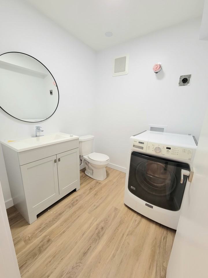 214 Manchester Avenue #1 - Photo 6 of 13