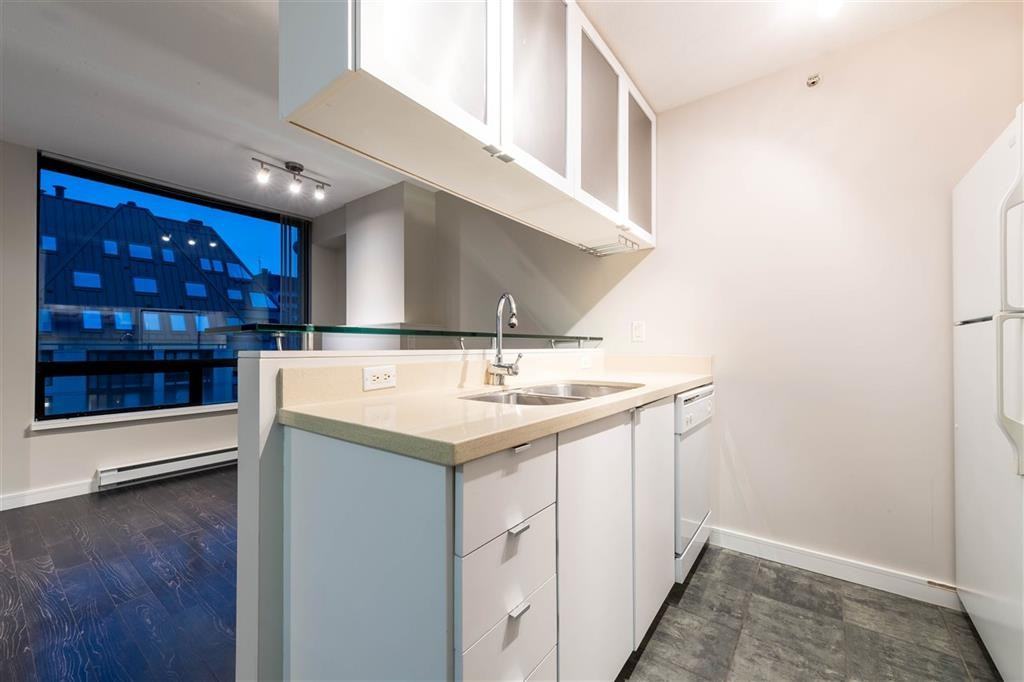 1003 Apartment Building #1 - Photo 2 of 10