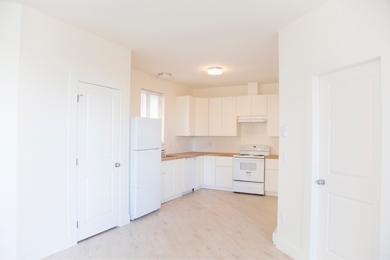36499 Epworth Crt #1 - Photo 3 of 11