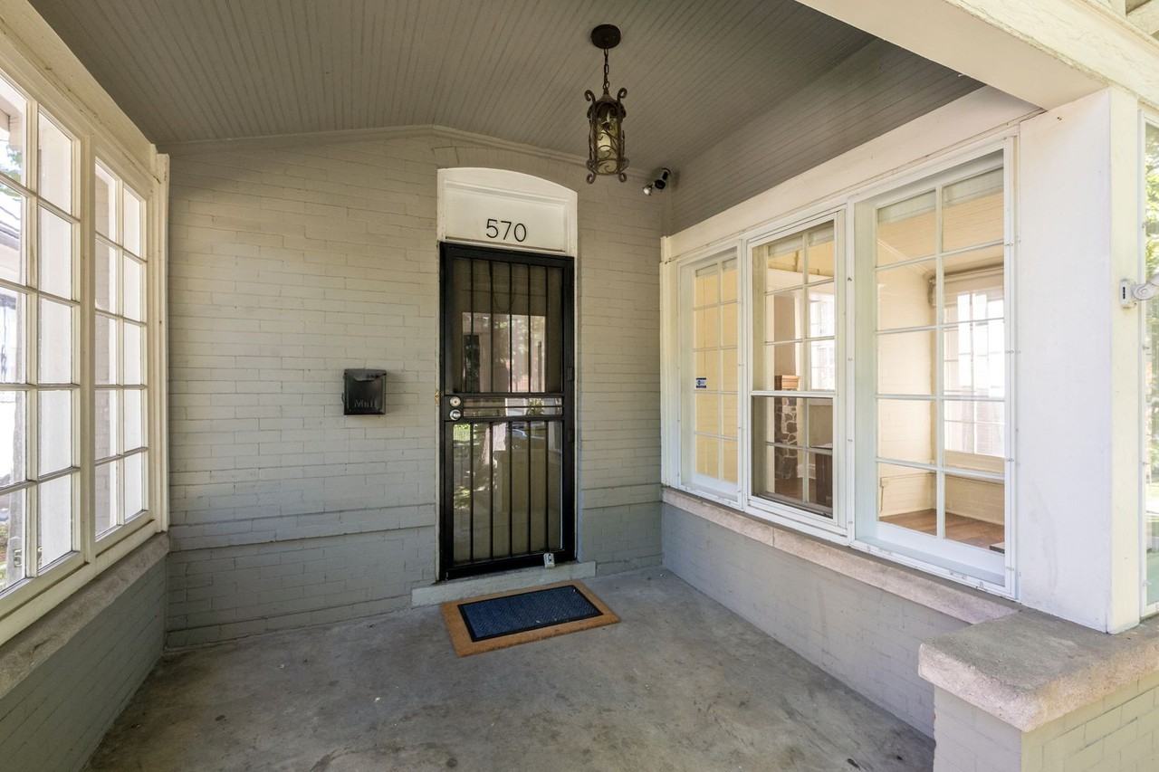 570 N Gilpin St - Photo 4 of 50