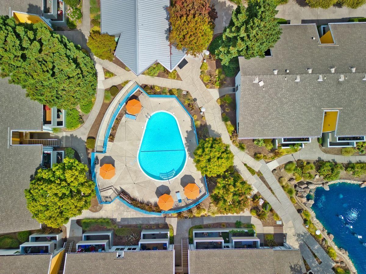 4170 Springlake Dr - Photo 5 of 20