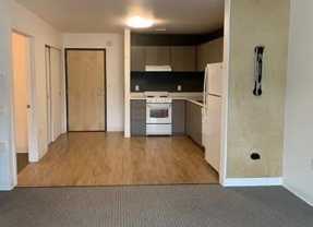 1177 Se Stark St - Photo 1 of 1