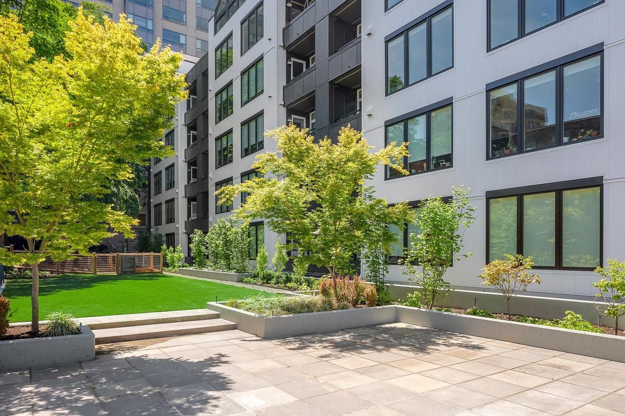 Union Park - Photo 2 of 32