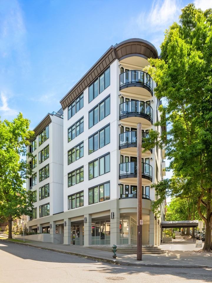 Union Park - Photo 3 of 32