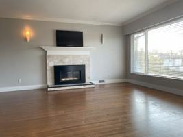 featured image of 4378 Briarwood Crescent