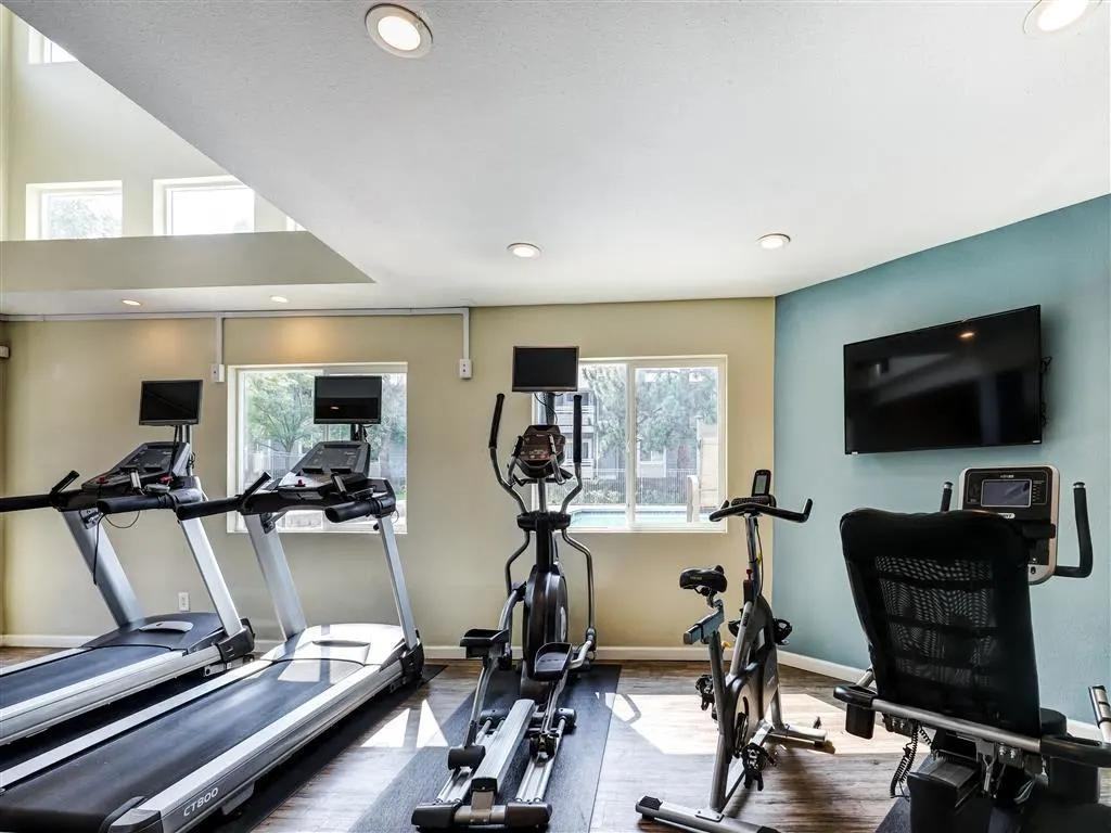 9959 E Peakview Ave - Photo 4 of 30