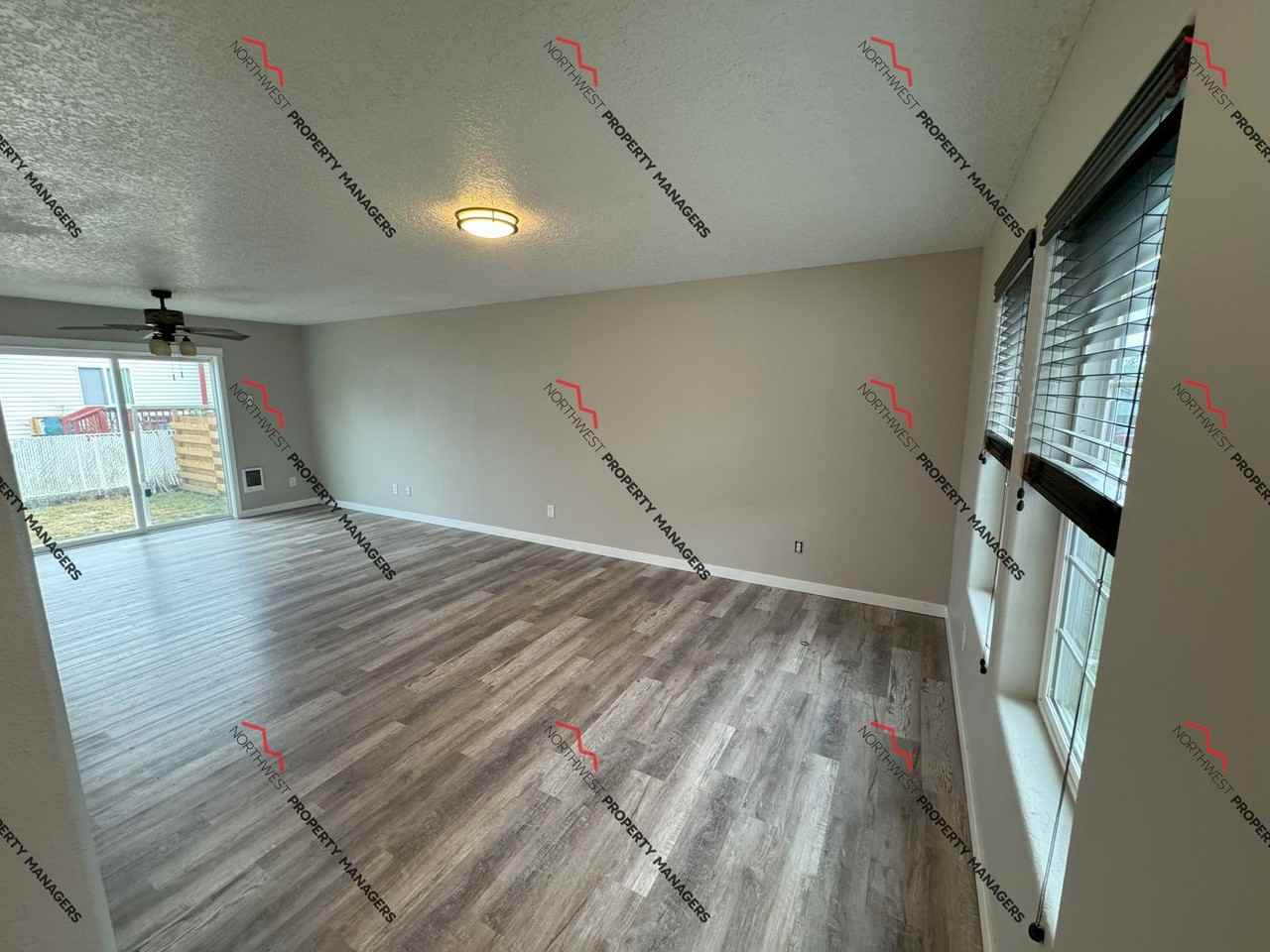 154 Hannah Ln - Photo 4 of 34