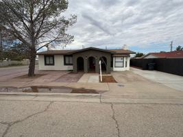 featured image of 316 6th St