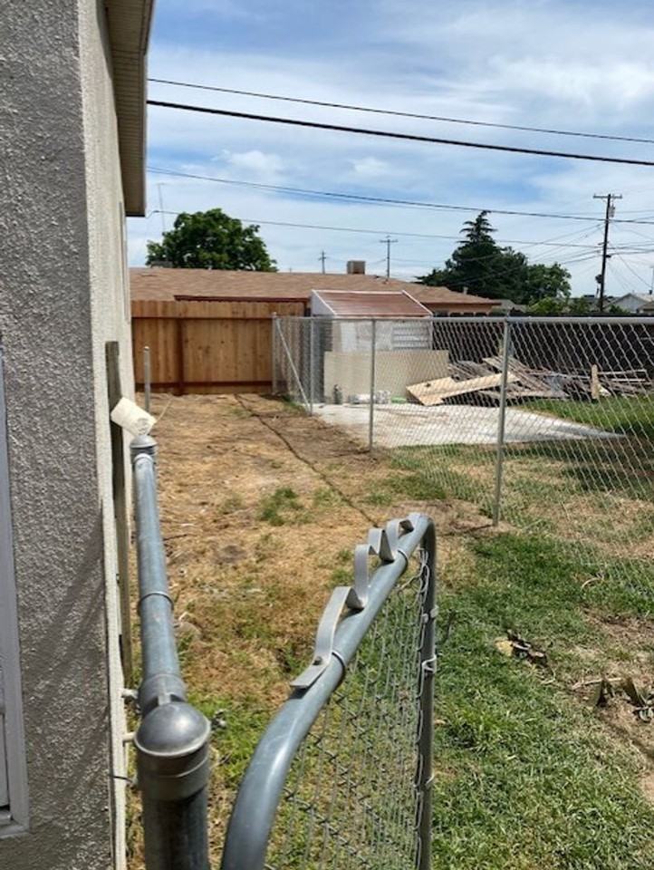 1301 Orange Ave - Photo 4 of 13