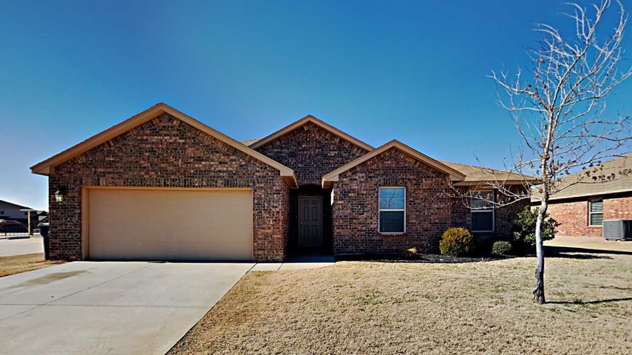 2501 Ressie Ln - Photo 2 of 19