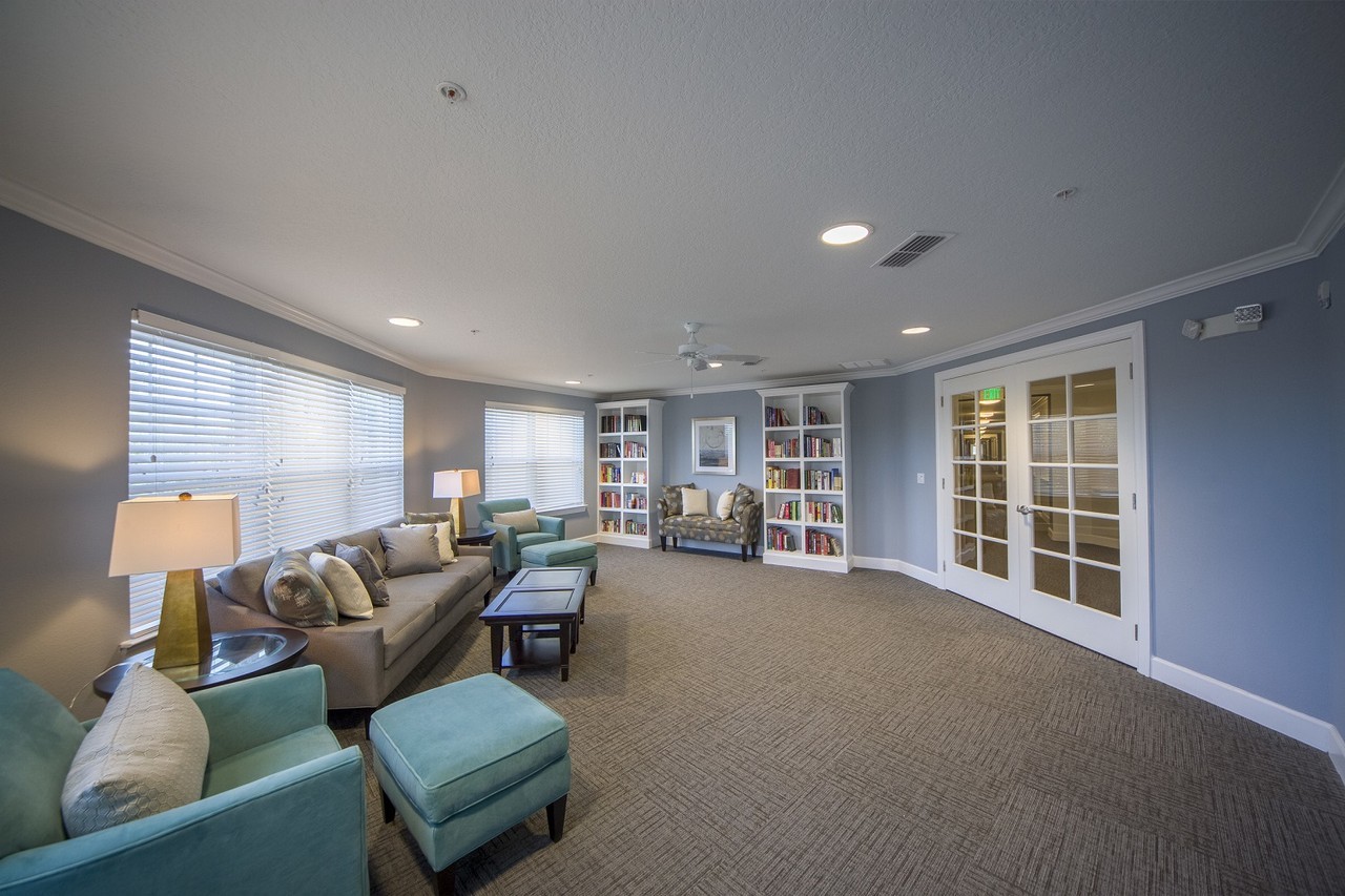 Caroline Oaks - Photo 2 of 20