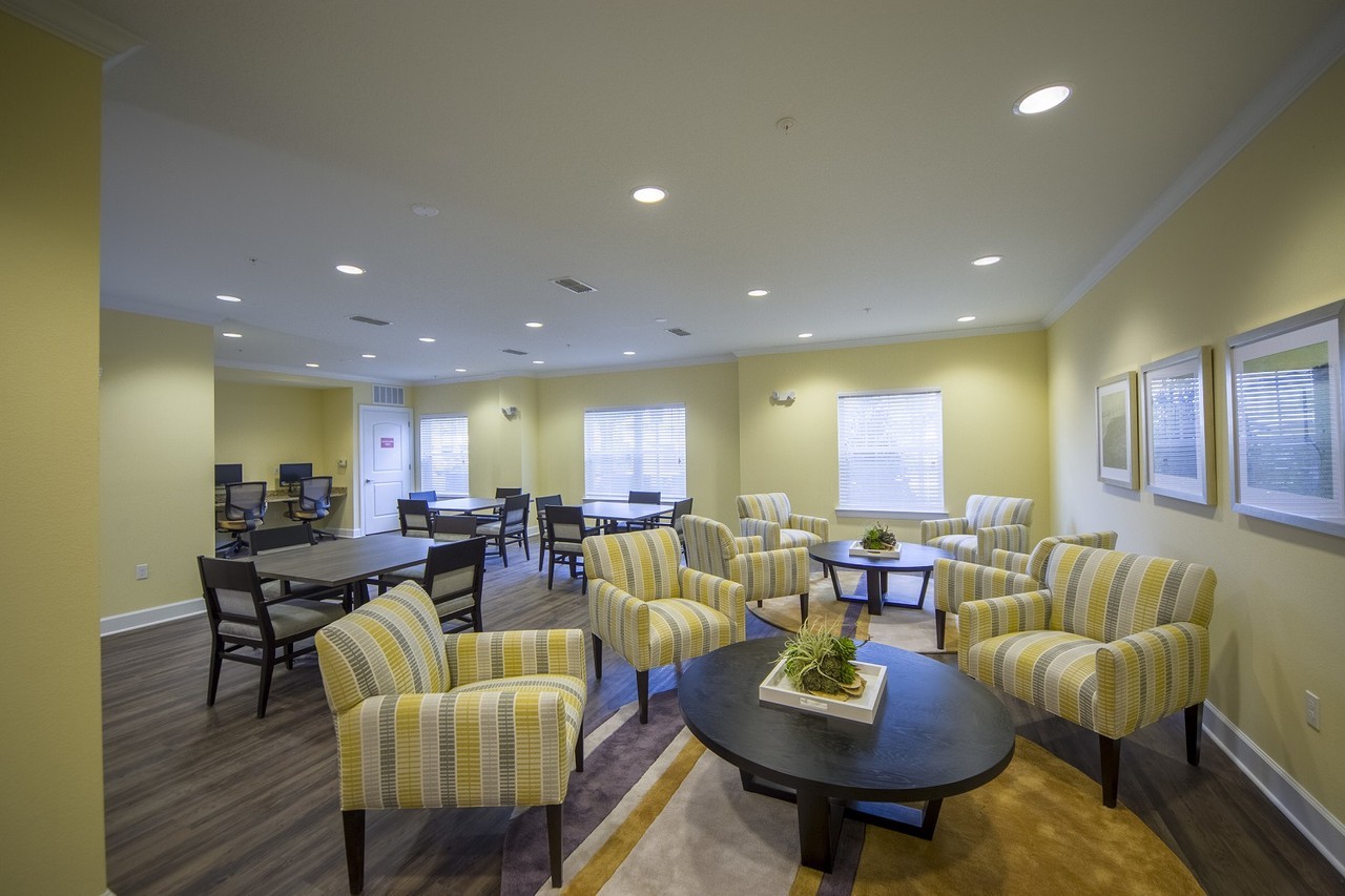 Caroline Oaks - Photo 3 of 20