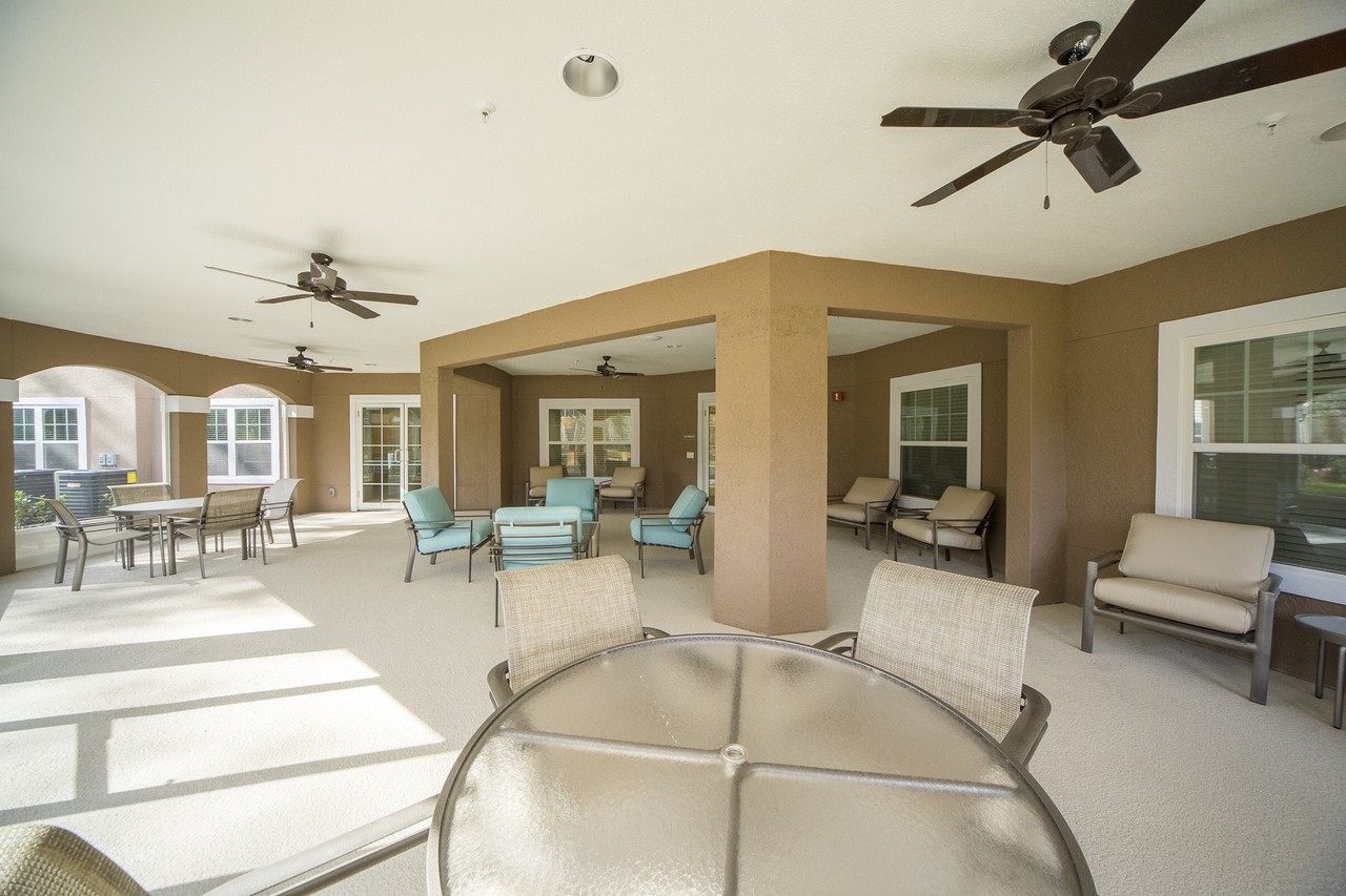 Caroline Oaks - Photo 7 of 20
