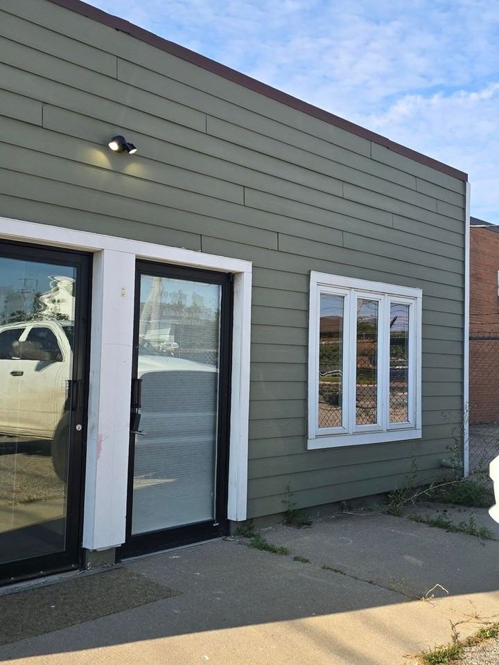 118 West Main Street