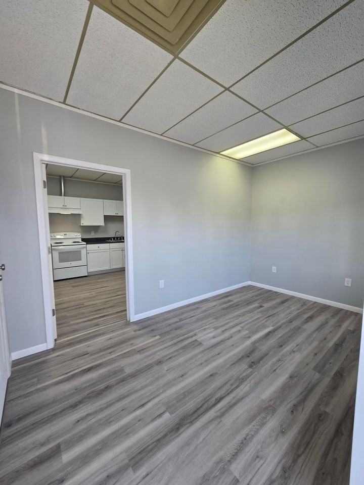 118 West Main Street - Photo 2 of 7