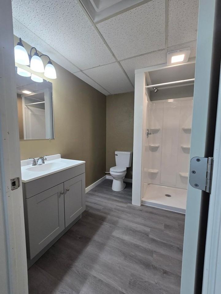 118 West Main Street - Photo 5 of 7