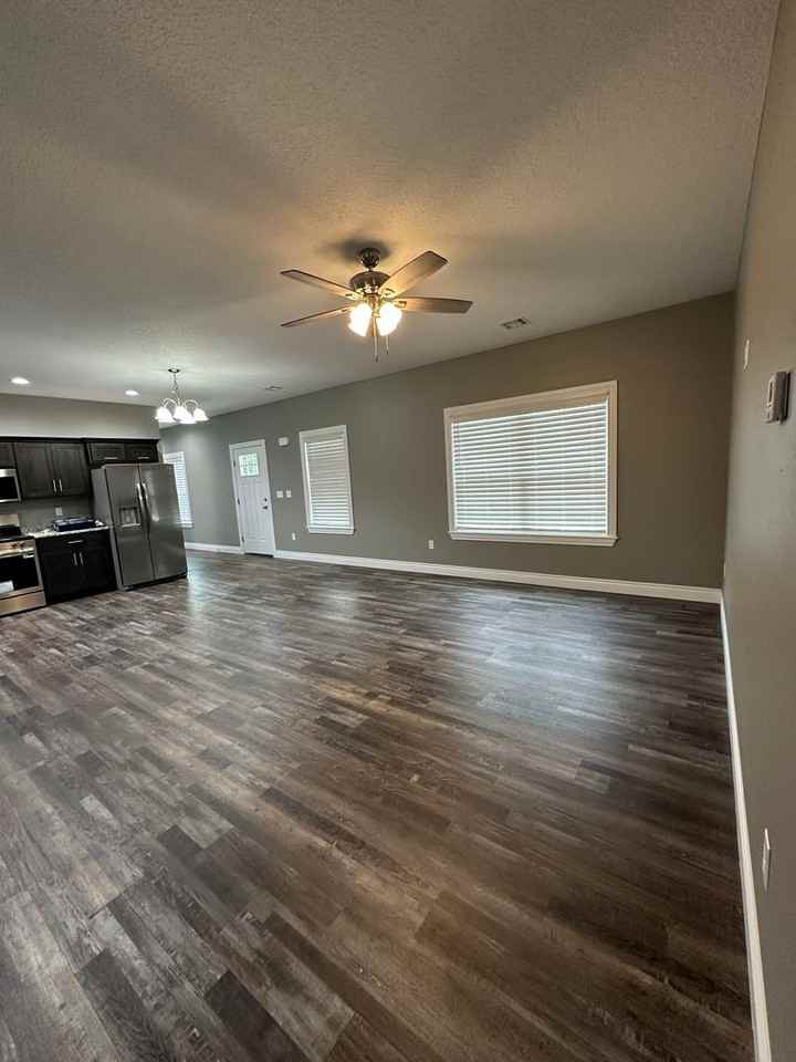 7318 Hercules Ln - Photo 5 of 11