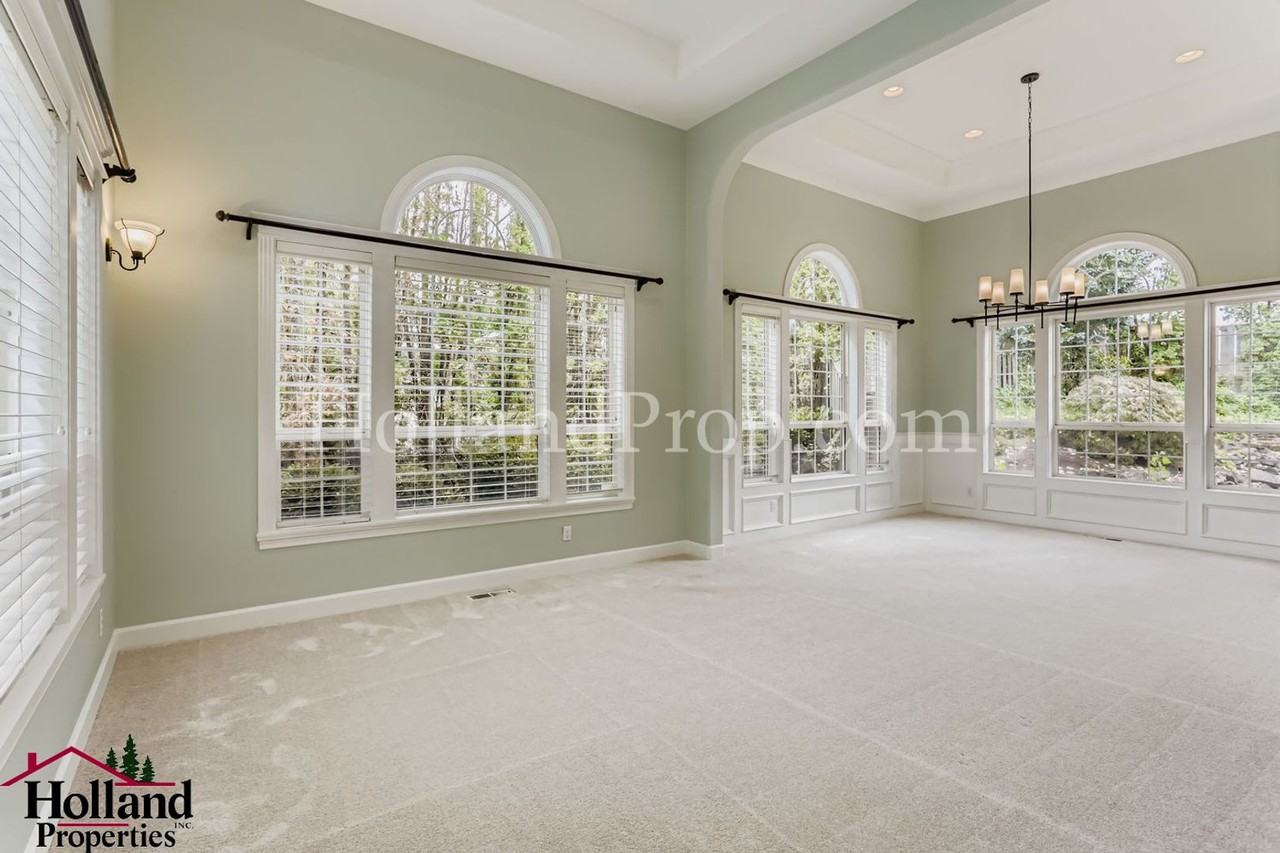 14606 Nw Applegate Ln - Photo 6 of 28