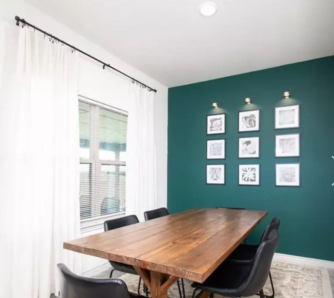 810 Freedom Cir - Photo 7 of 15