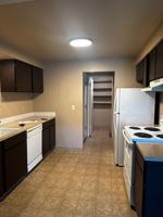 featured image of 120 E Hawthorne Rd