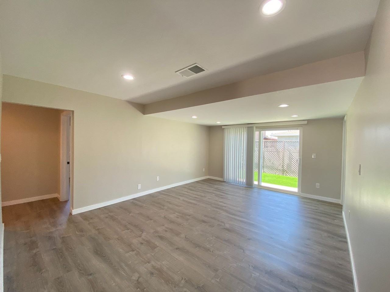 4928 4928 64th St and 4930 64th St. - Photo 5 of 28