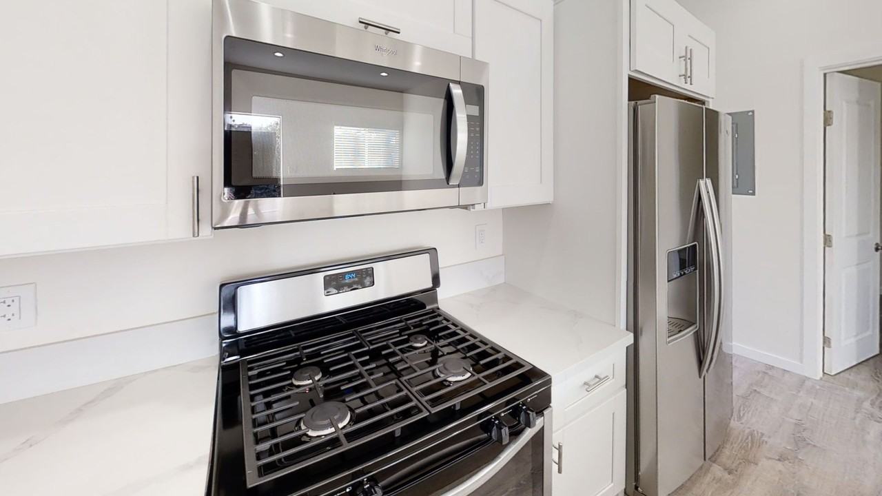 5443 Brockbank Place - Photo 5 of 17