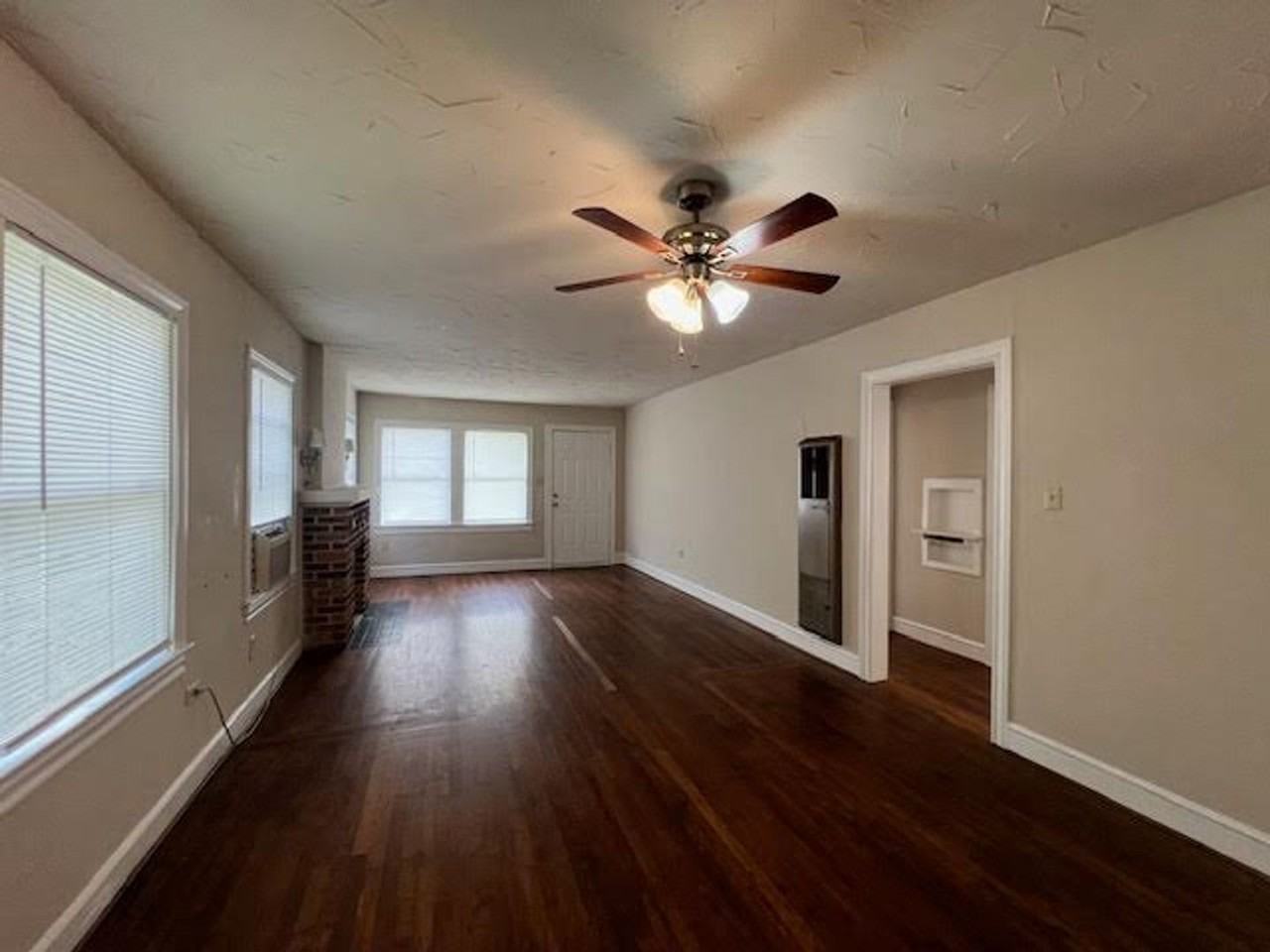 2727 Lasker Avenue - Photo 3 of 12