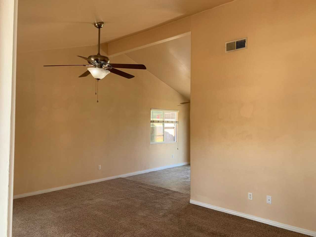 5404 El Palacio Drive - Photo 4 of 34