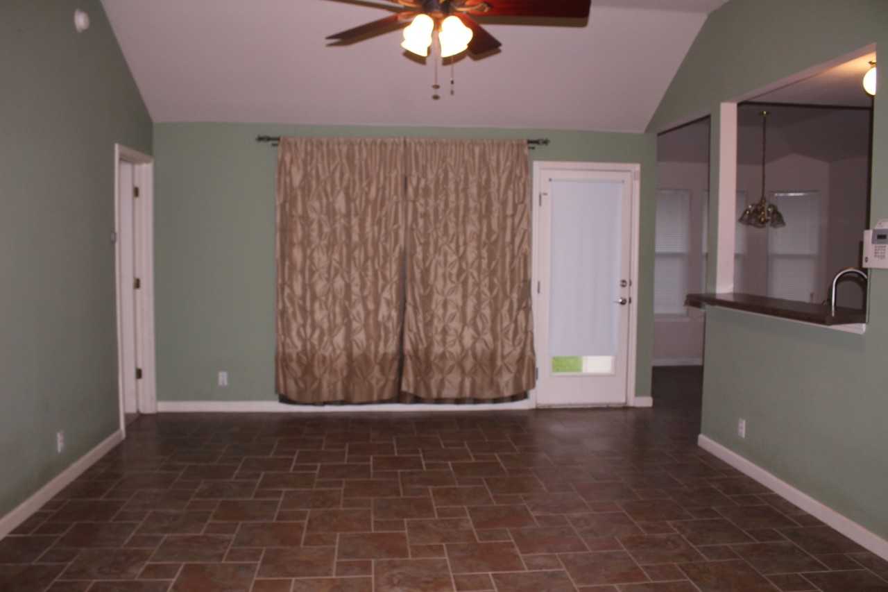 103 Hummingbird Court - Photo 5 of 16