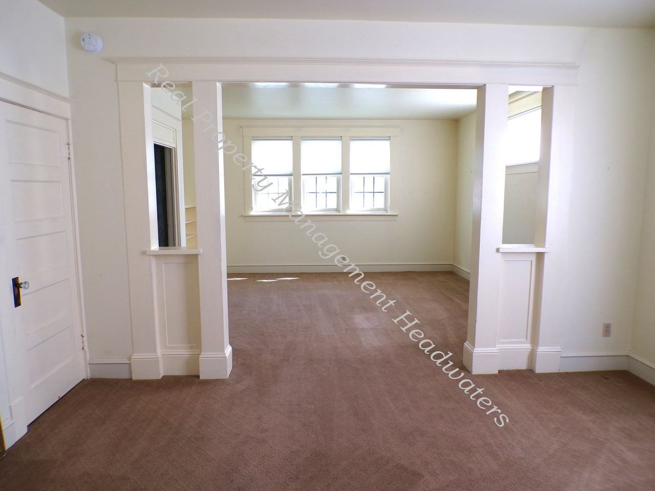 802 North Rodney Street - Photo 3 of 24