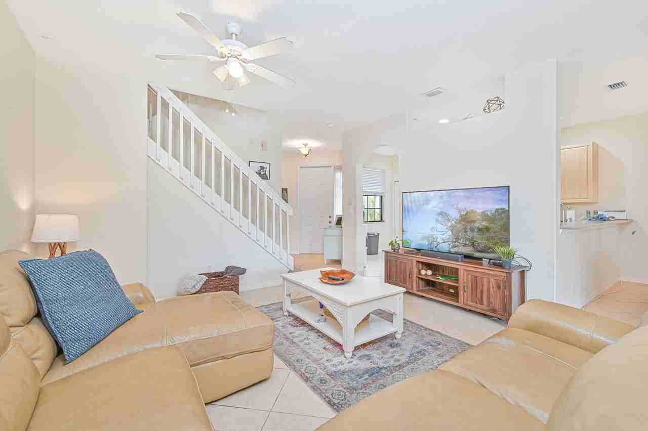 14760 Pinnacle Pl - Photo 5 of 32