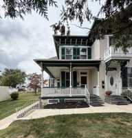 featured image of 128 N Barbara St