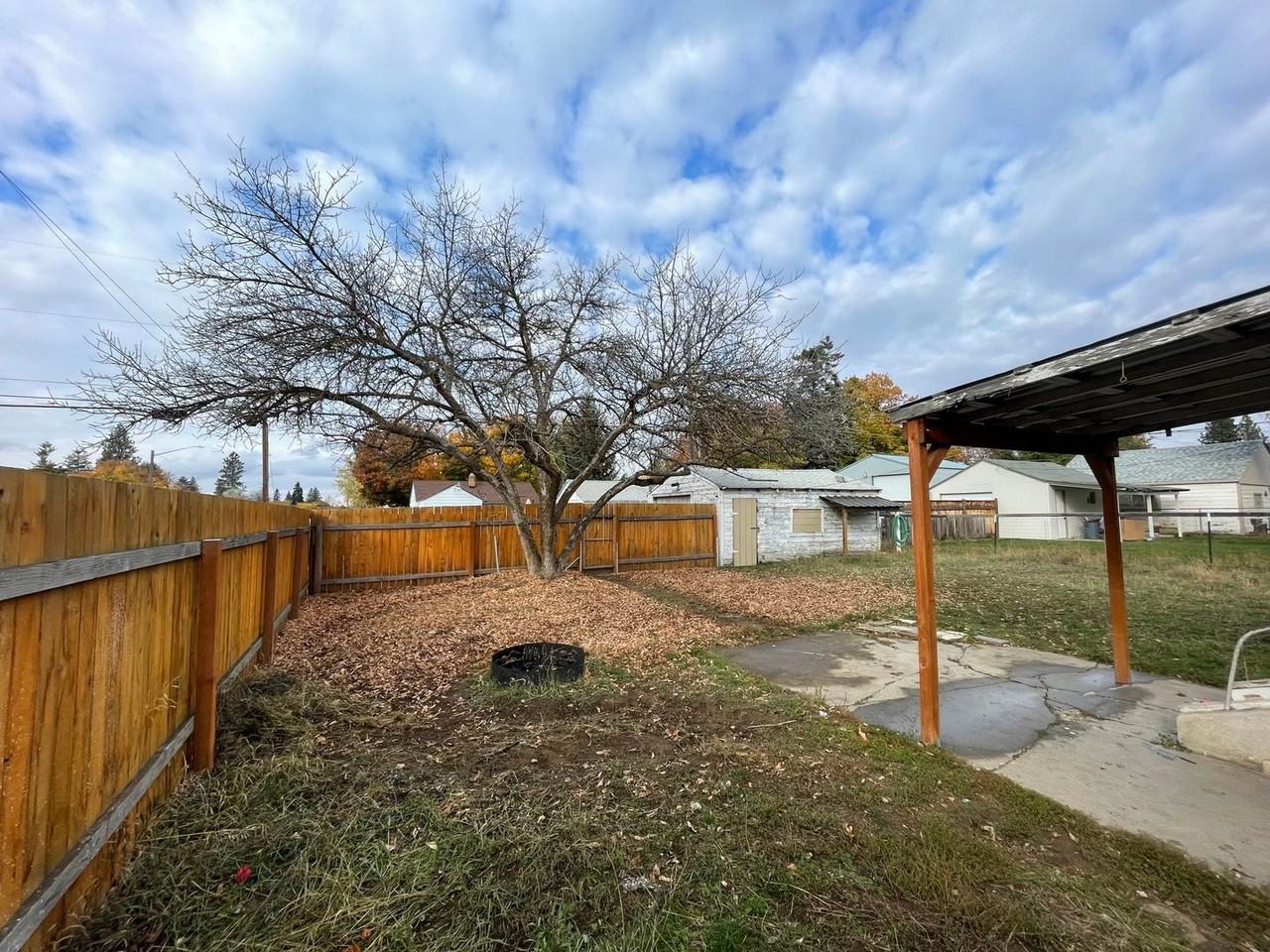 5303 N Adams St - Photo 5 of 8