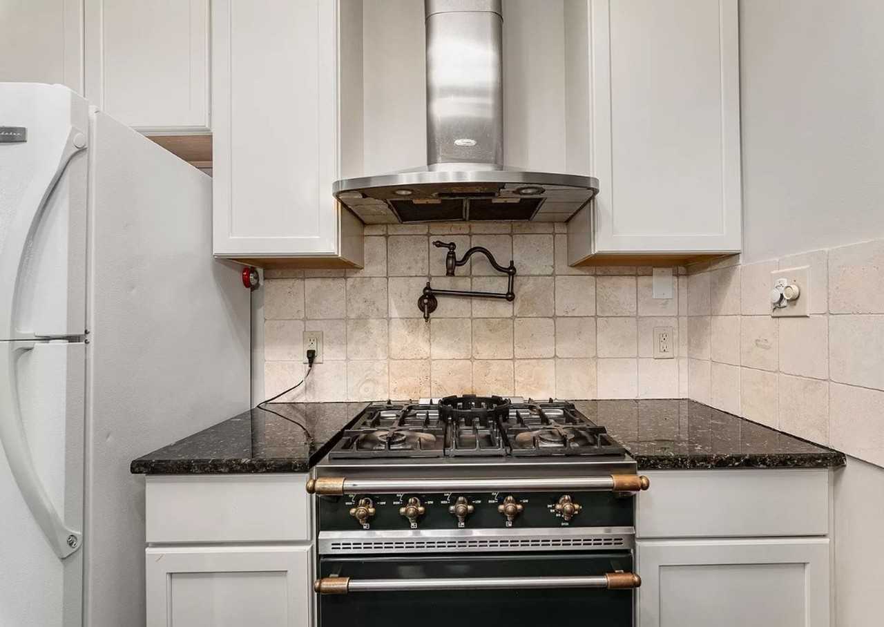 809 Old Pittsboro Rd - Photo 5 of 10