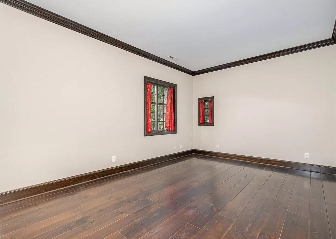 809 Old Pittsboro Rd - Photo 6 of 10