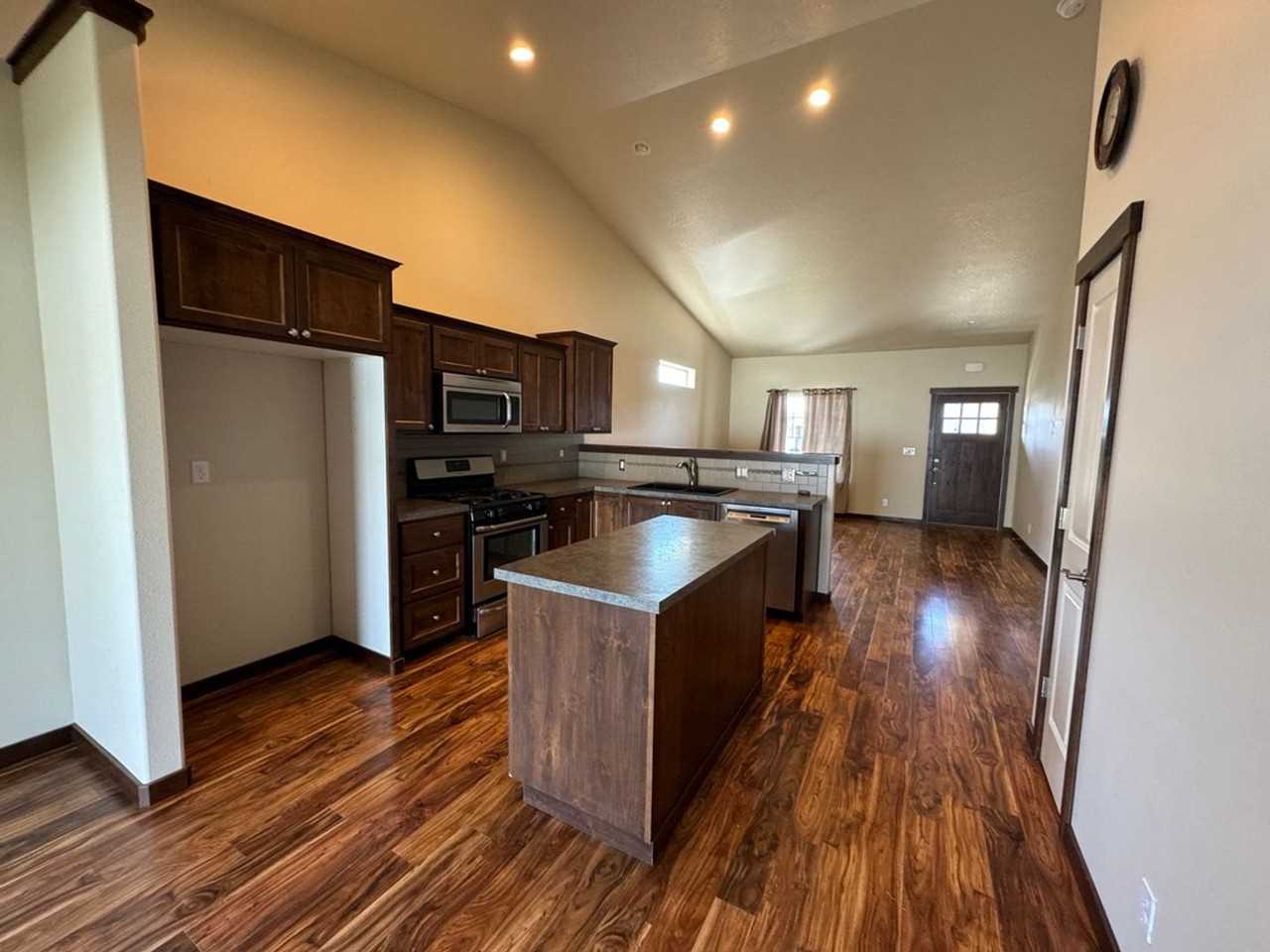 7972 N Goodwater Loop - Photo 3 of 10