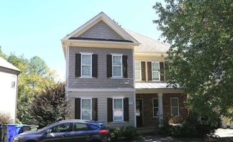 featured image of 702 N Columbia St
