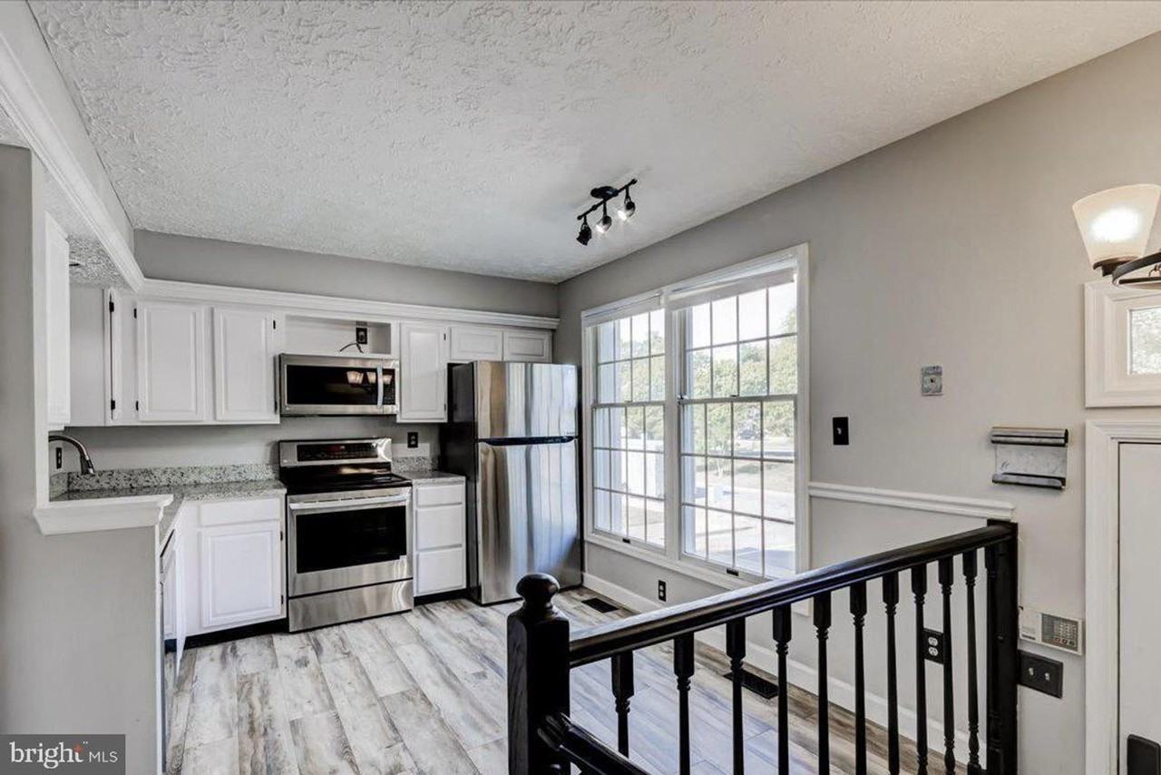 7014 Chestnut Brook Court - Photo 2 of 25