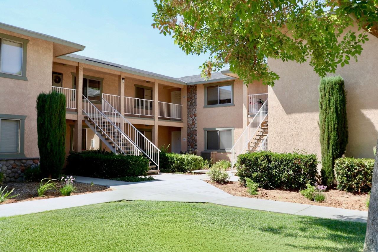 Desert Springs - Photo 4 of 19