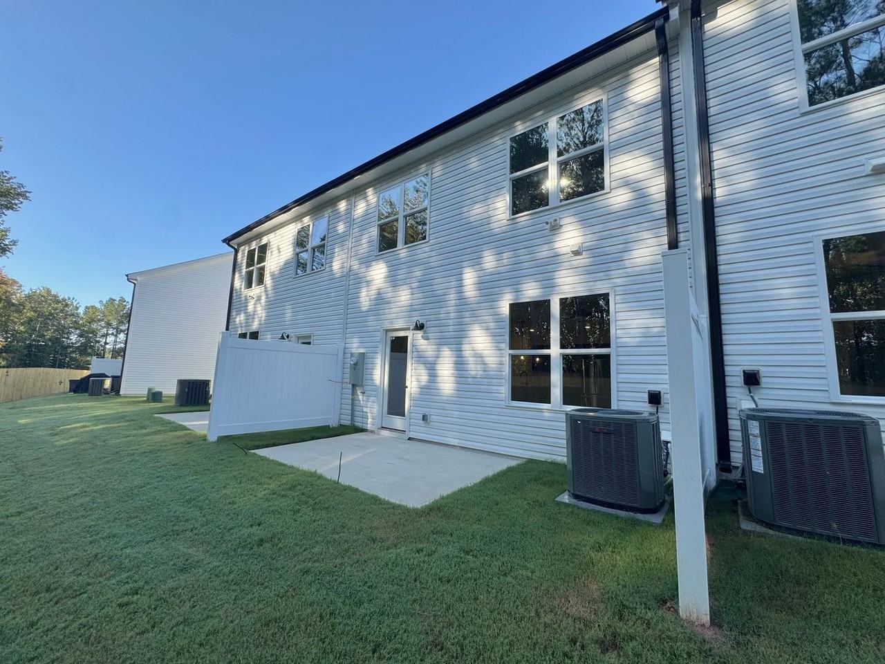 27 Calluna Dr - Photo 5 of 12