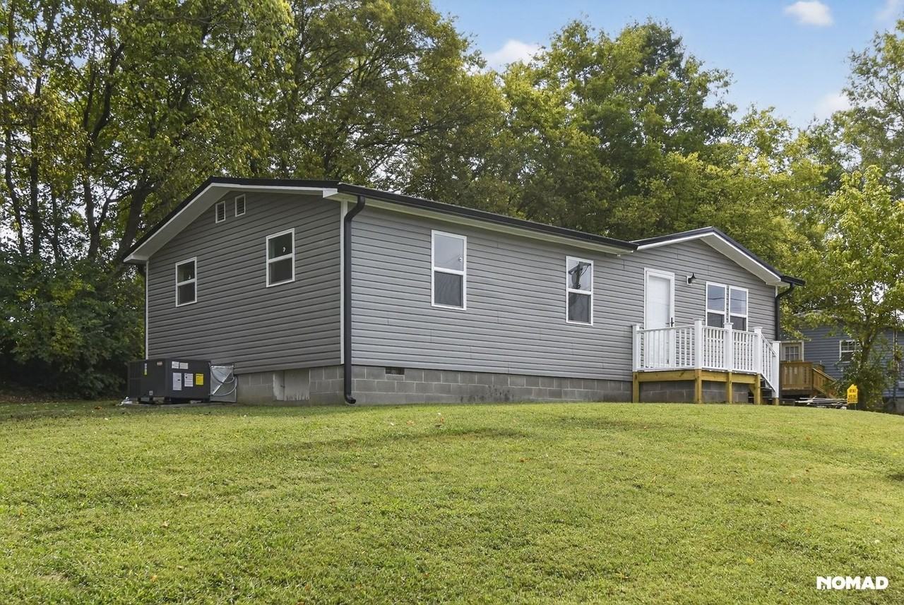 717 Howard St - Photo 3 of 32