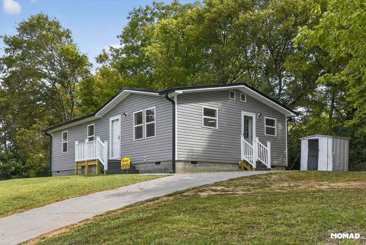 717 Howard St - Photo 4 of 32