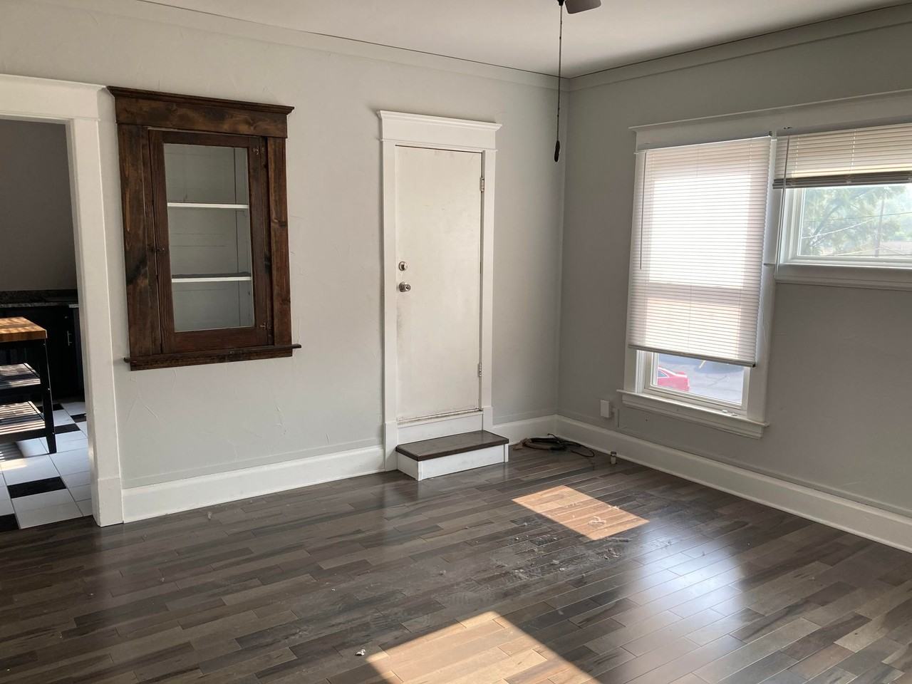 725 Michigan St Ne #2 - Photo 3 of 22