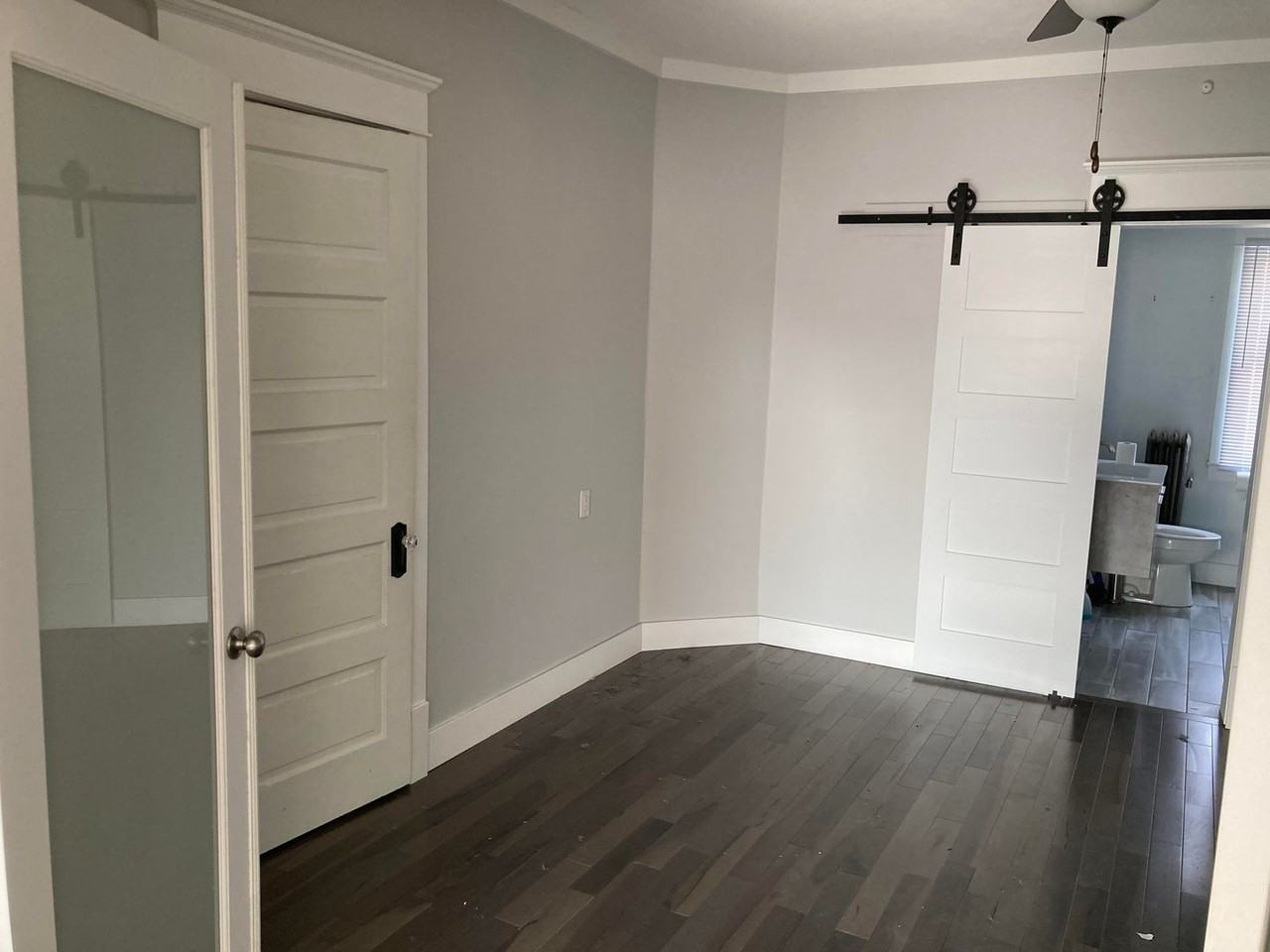 725 Michigan St Ne #2 - Photo 6 of 22