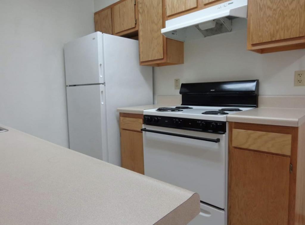 1735 7th Ave Apt 204 - Photo 3 of 6