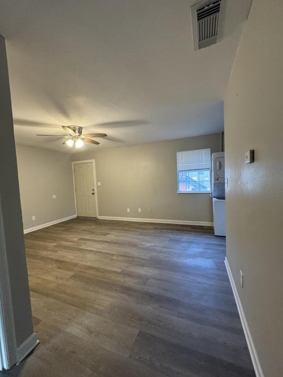 2115 Pasco St Apt B - Photo 5 of 19