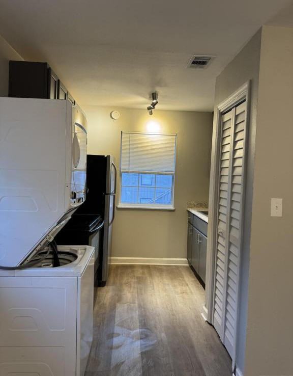 2115 Pasco St Apt B - Photo 7 of 19